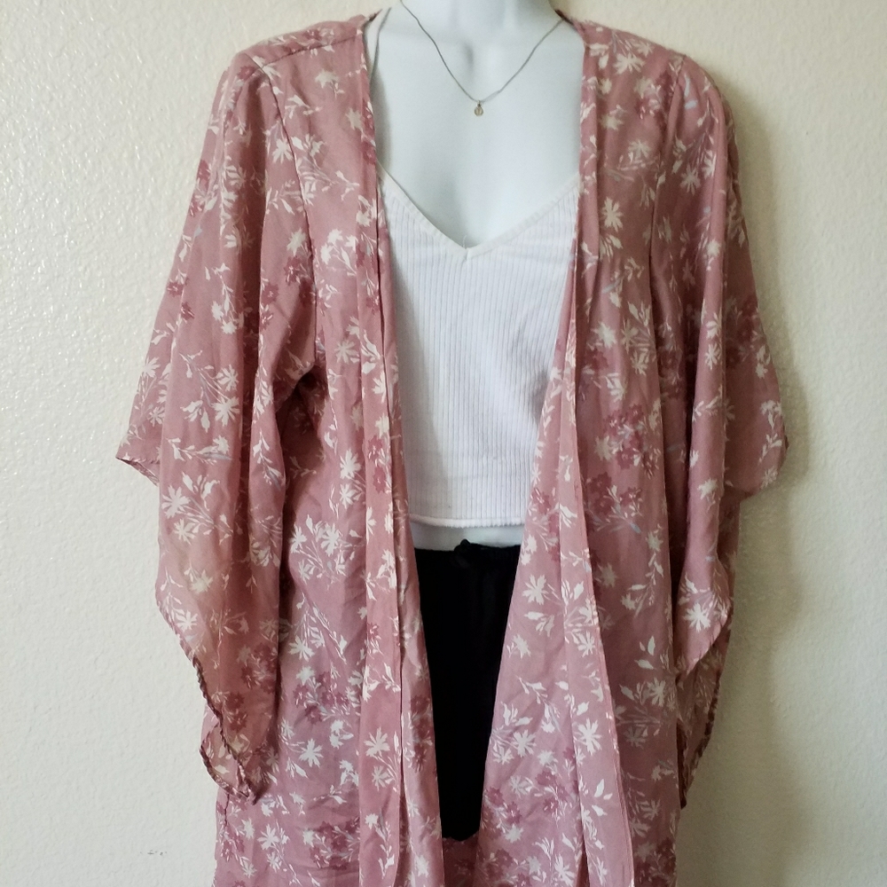 Lauren Conrad kimono